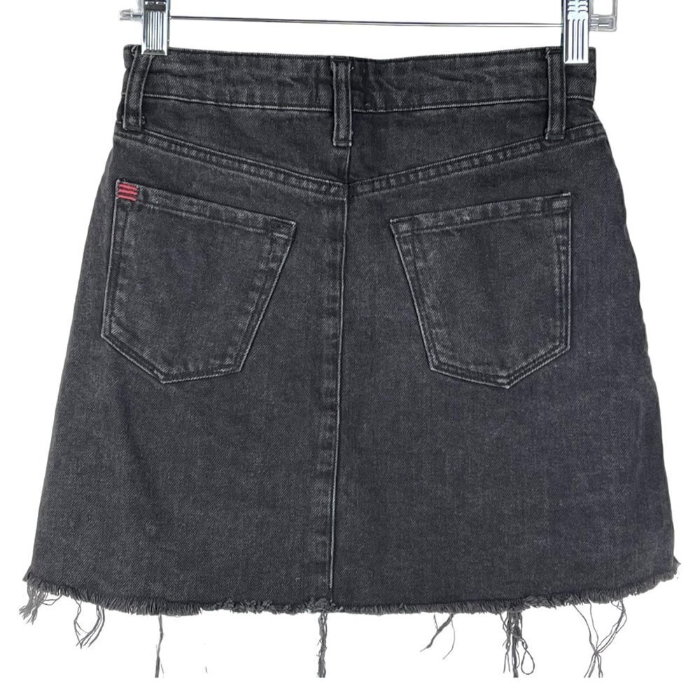 BDG Urban Outfitters Frayed Hem Denim Mini Skirt Size XS Black Asymmetrical - Picture 2 of 9